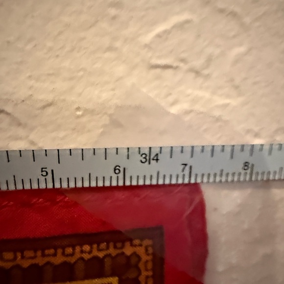 Ellen Tracy Silk Red/Burnt Orange and Gold Paisley Scarf Like New - Picture 4 of 10